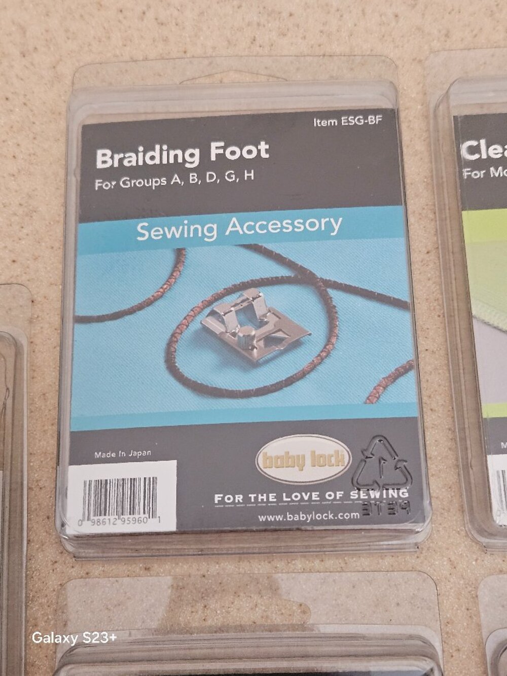 5 BABY LOCK RUFFLING BRAIDING TEFLON QUILTING FOOT SEWING ACCESSORY ATTACHMENT - Picture 3 of 12